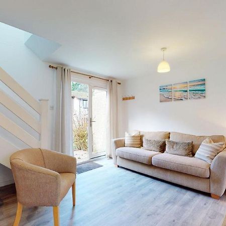 Вилла 39 Strawberry Hill, Tolroy Manor Хейл Экстерьер фото